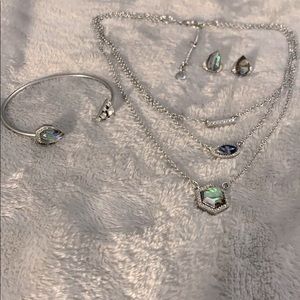 Retired Chloe + Isabel set